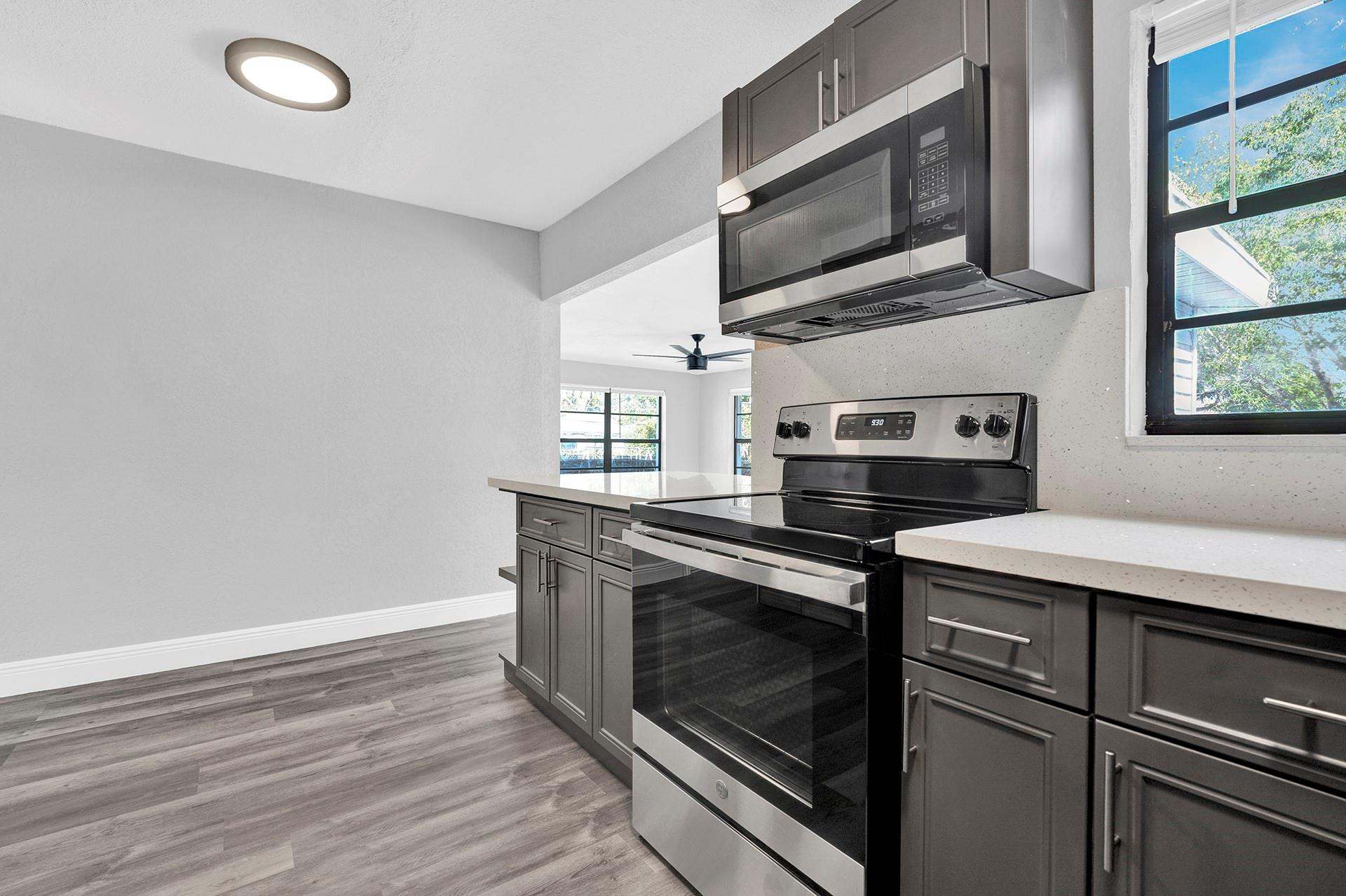 110 West 37th Street Riviera Beach, FL 33404 - Photo 3 of 17 Photo 3