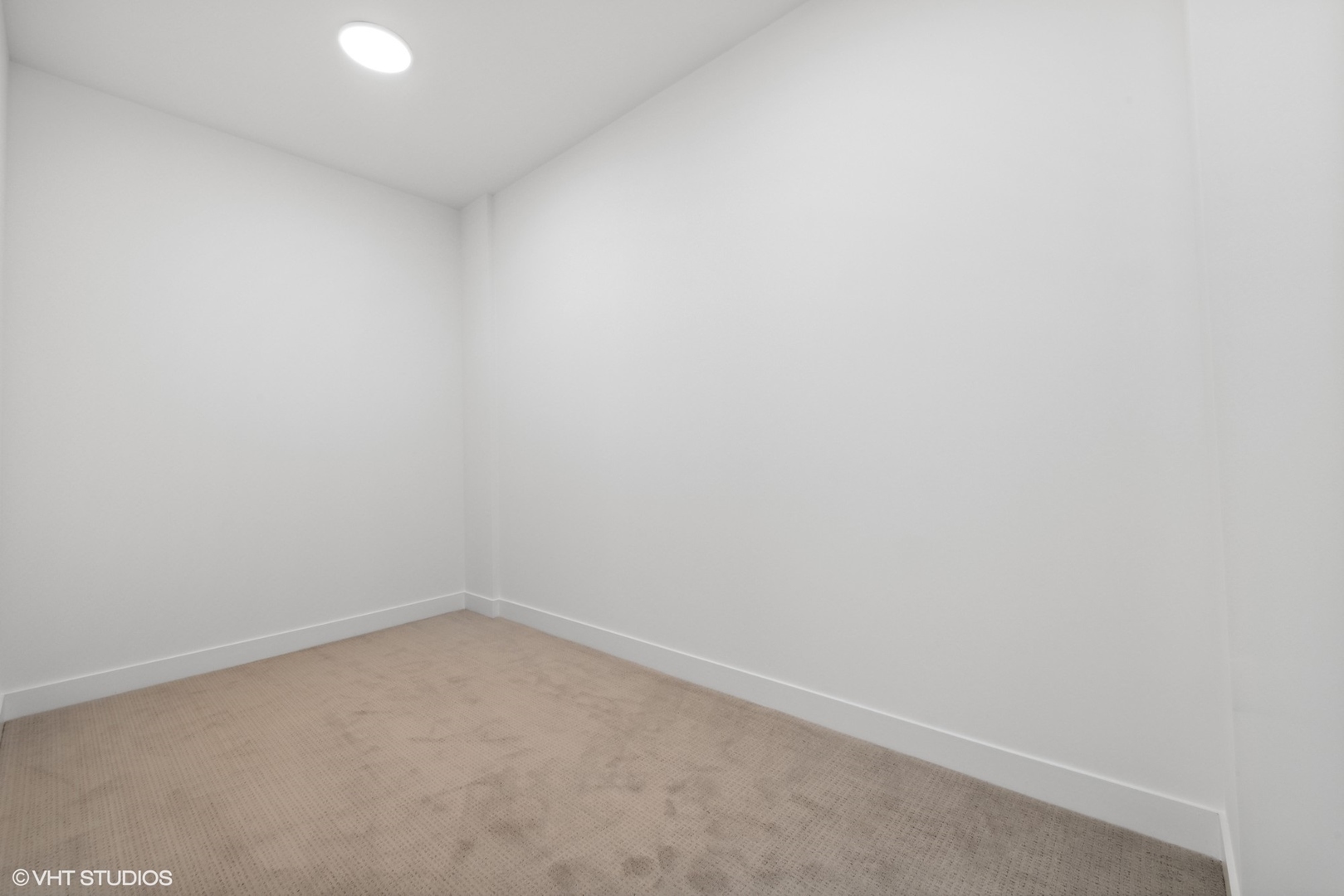 323 South Racine Avenue, Unit 6B Chicago, IL 60607 - Photo 34 of 36