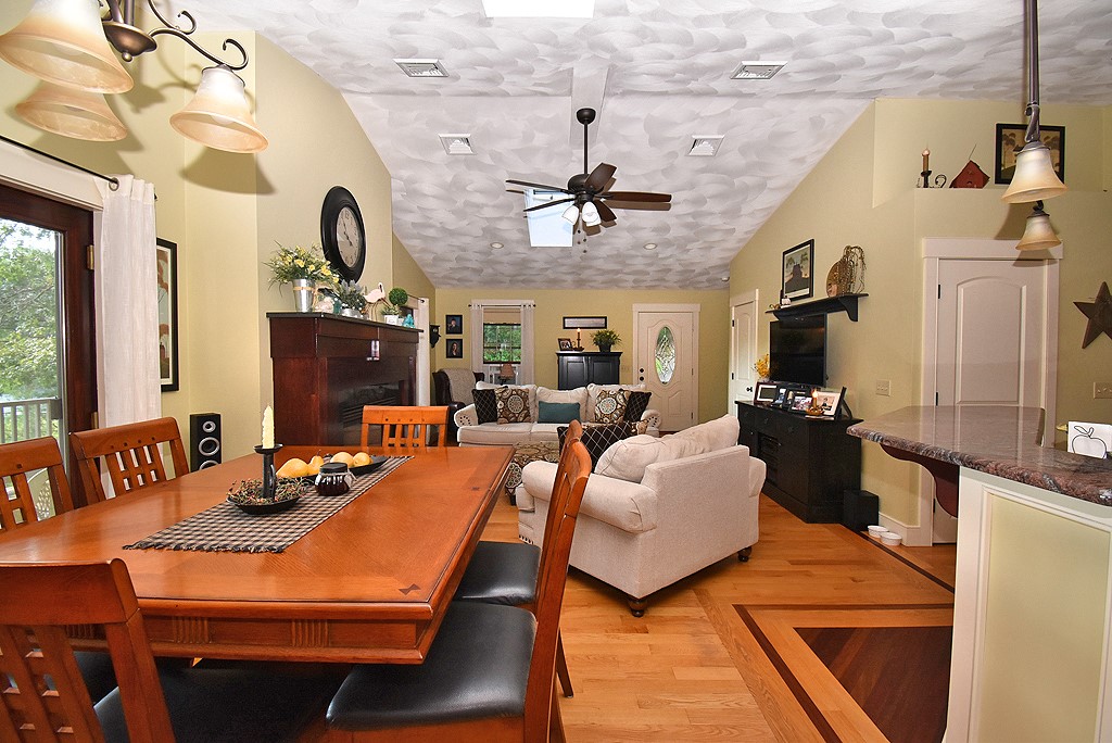 155 Spring Grove Road Glocester, RI 02814 - Photo 13 of 22