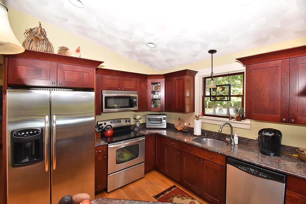 155 Spring Grove Road Glocester, RI 02814 - Photo 15 of 22