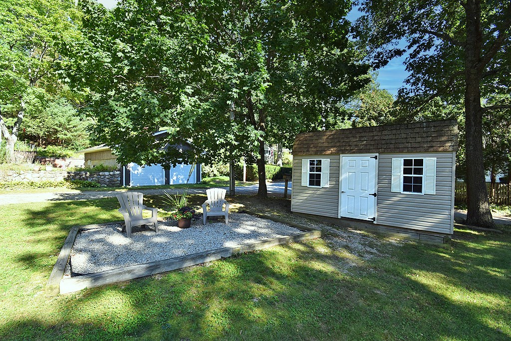 155 Spring Grove Road Glocester, RI 02814 - Photo 7 of 22