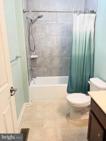 $2,400 | 9 Riverwalk Boulevard, Florence, NJ 08518