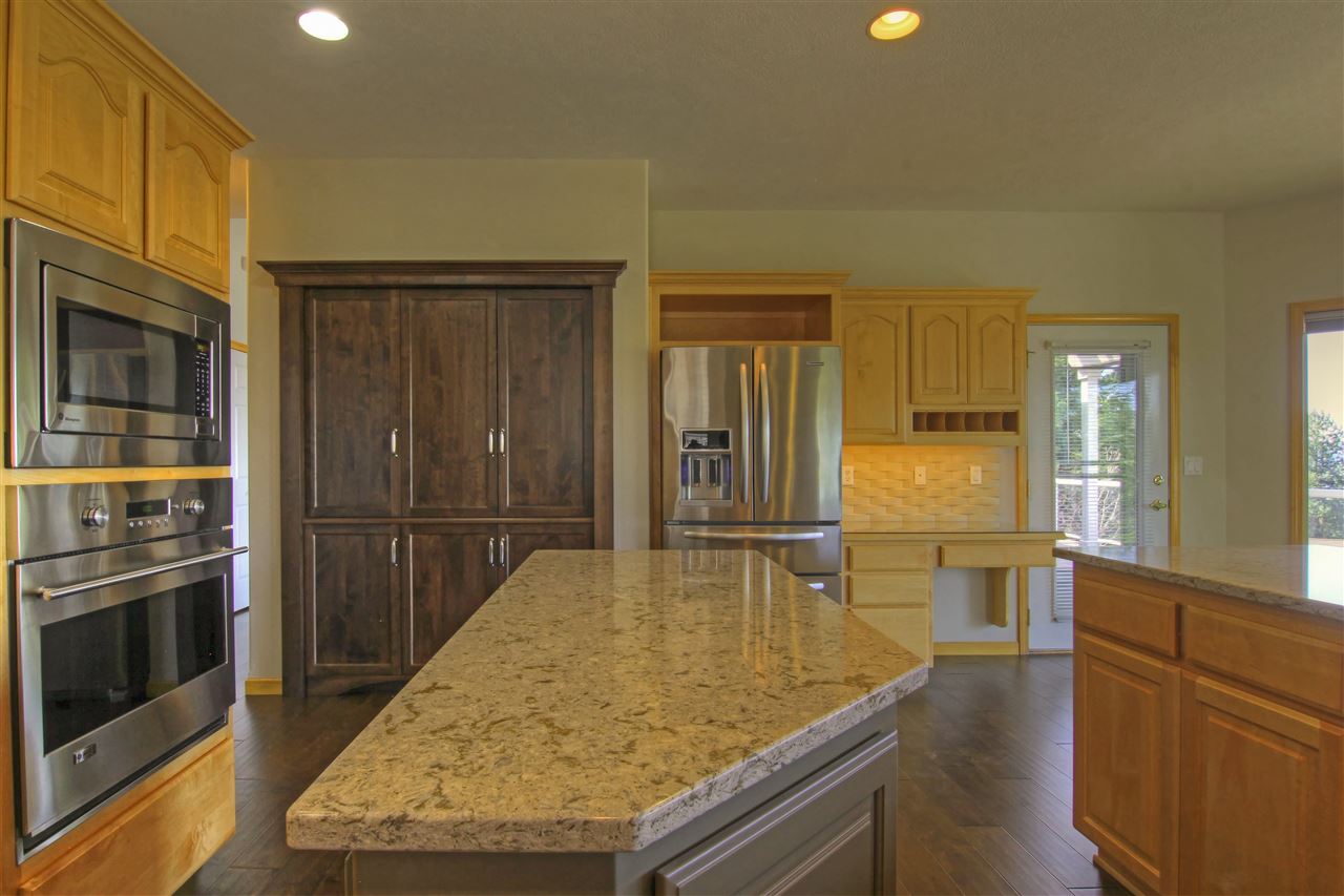 2224 South Steen Road Spokane Valley, WA 99037 - Photo 6 of 20 Gallery Image 6