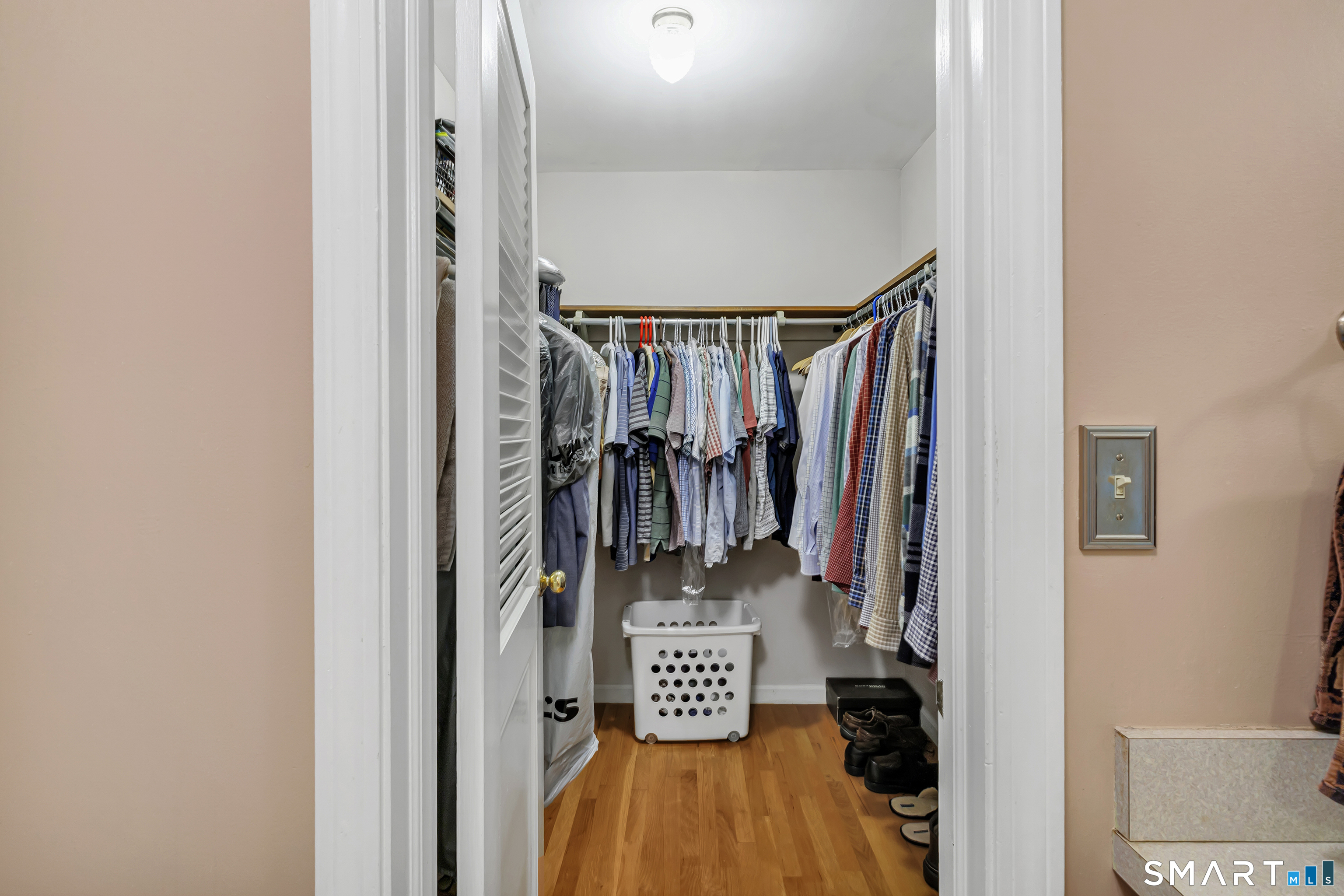 460 Stonehouse Road Trumbull, CT 06611 - Photo 18 of 25