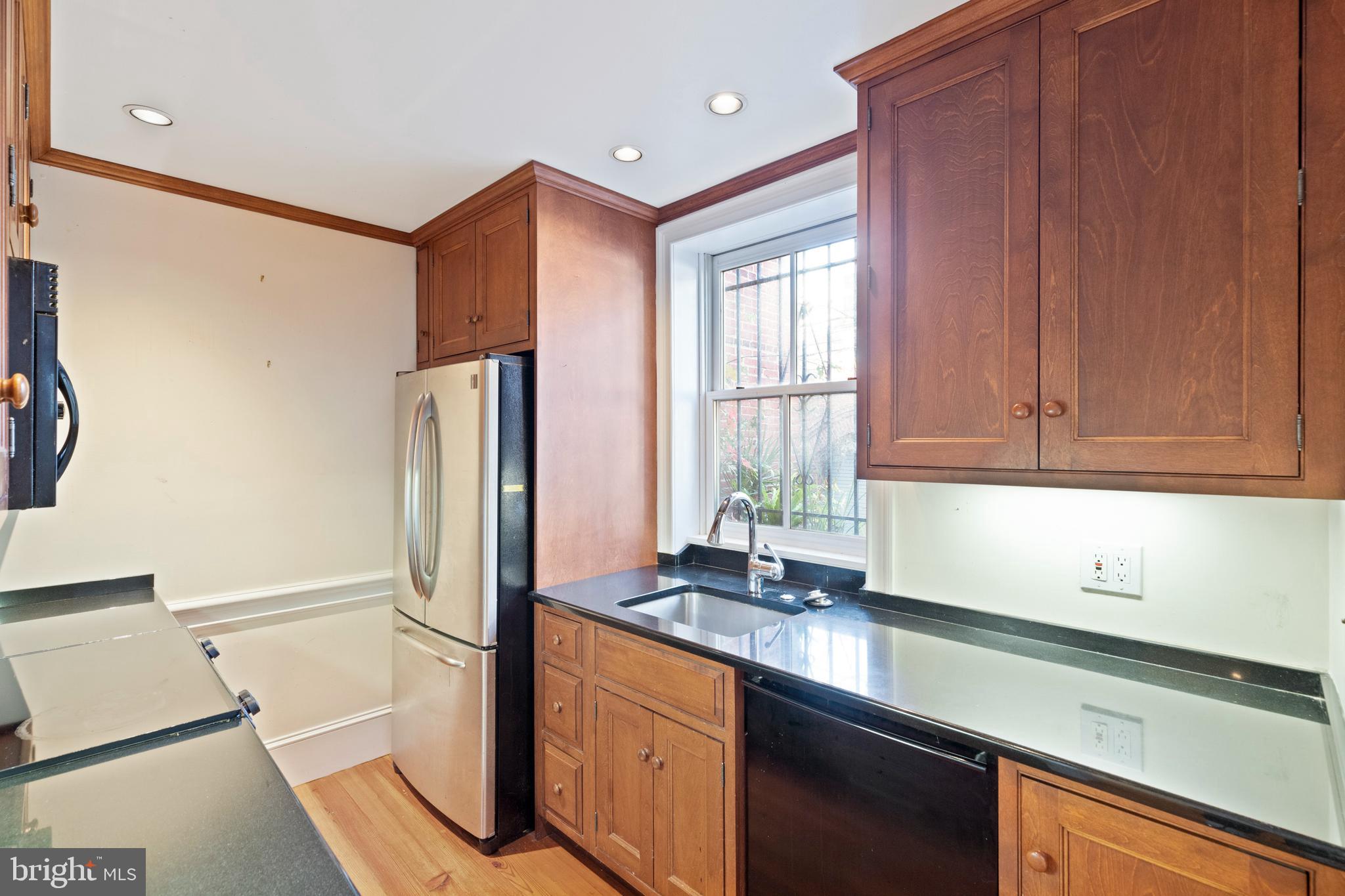 2215 Rittenhouse Square Philadelphia, PA 19103 - Photo 9 of 45 Gallery Image 9