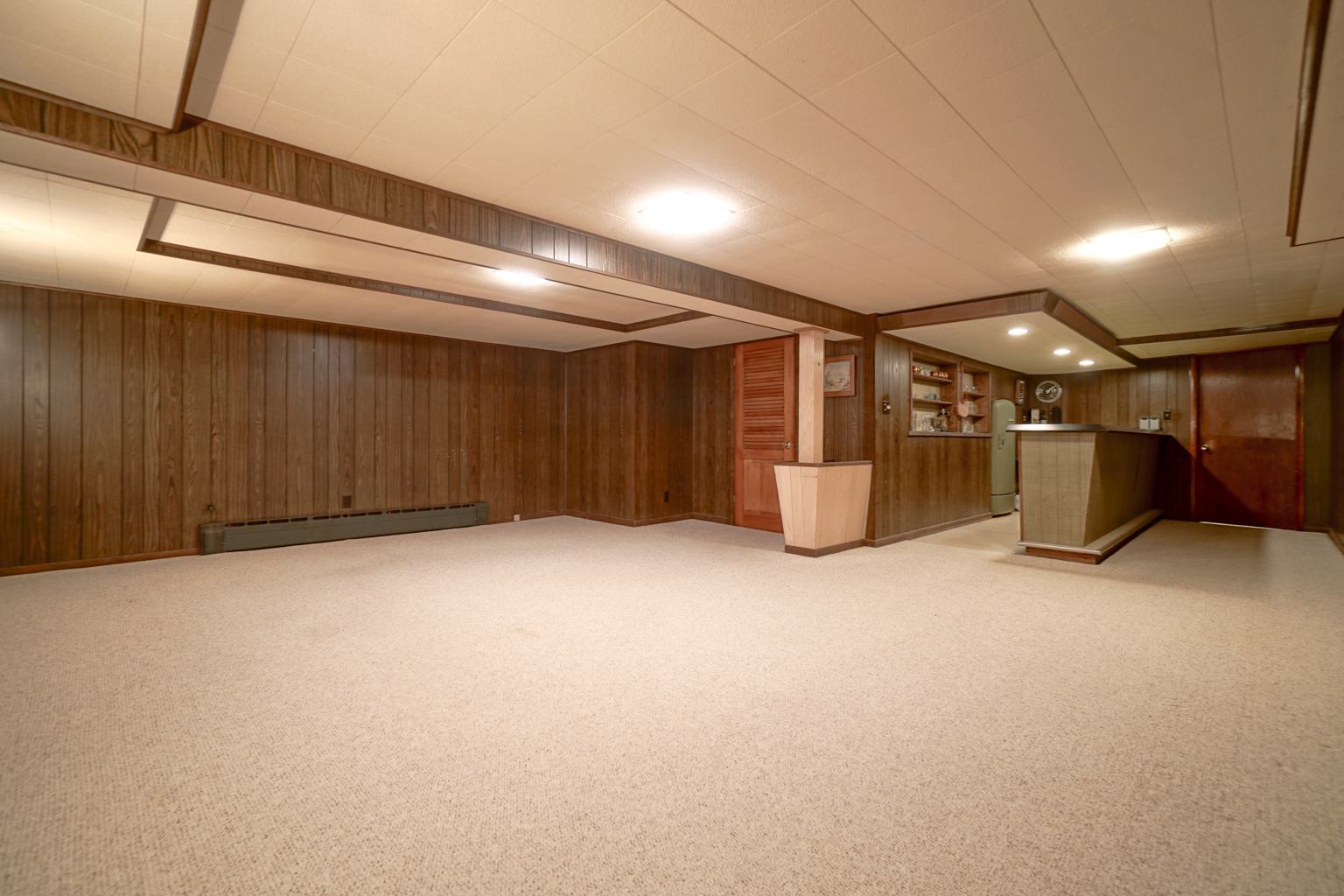 205 South Elmhurst Road Prospect Heights, IL 60070 - Photo 16 of 24 a view of a room with gym equipment