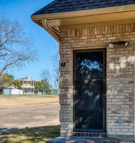$490,000 | 301 Stone Hill Drive, Unit H, Brenham, TX 77833
