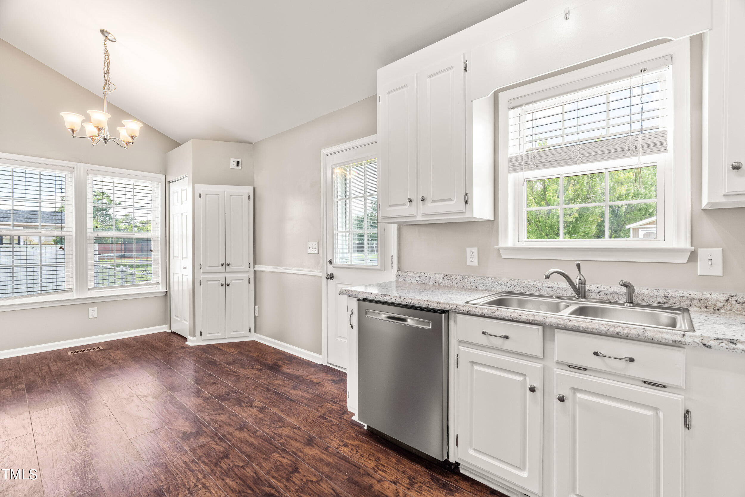 119 Mary Lane Garner, NC 27529 - Photo 13 of 28 14_dsc03235