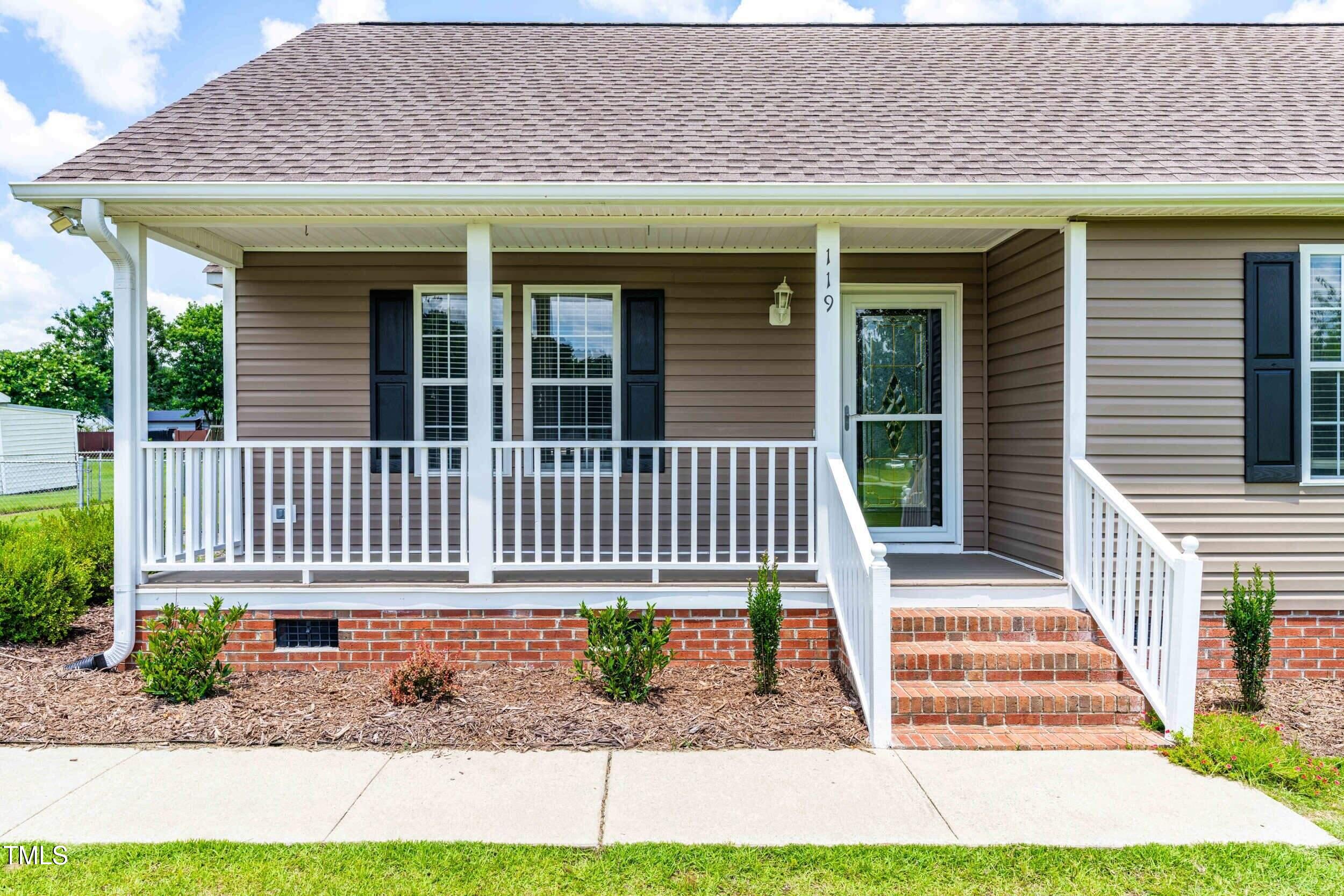 119 Mary Lane Garner, NC 27529 - Photo 2 of 28 5_dsc03262