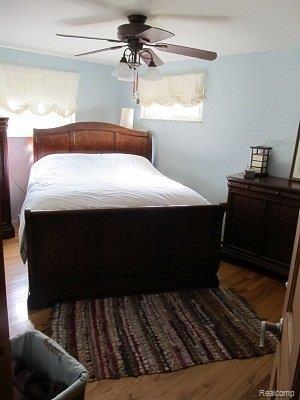 7988 Perry Lake Road Clarkston, MI 48348 - Photo 12 of 22 Master Bedroom