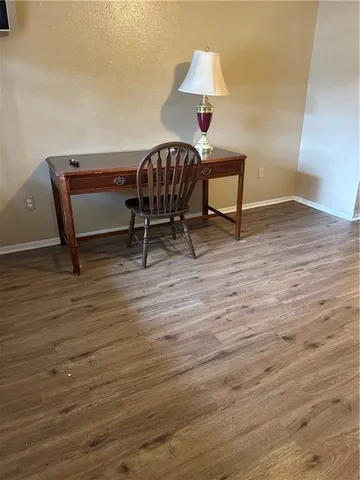 $325 | Undisclosed Address, Metairie, LA 70003