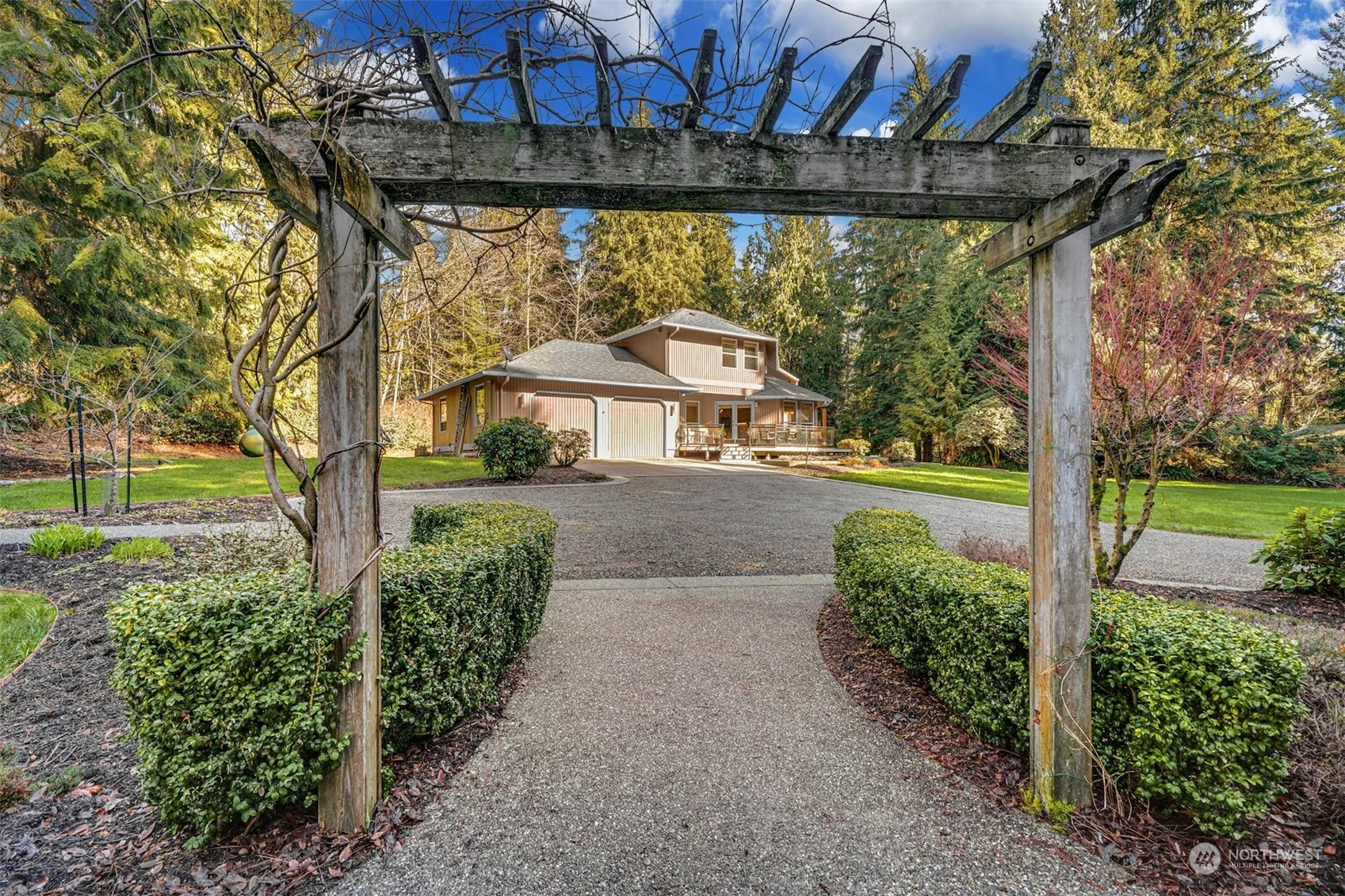 428 Price Road Snohomish, WA 98290 - Photo 7 of 34 a front view of a house with garden
