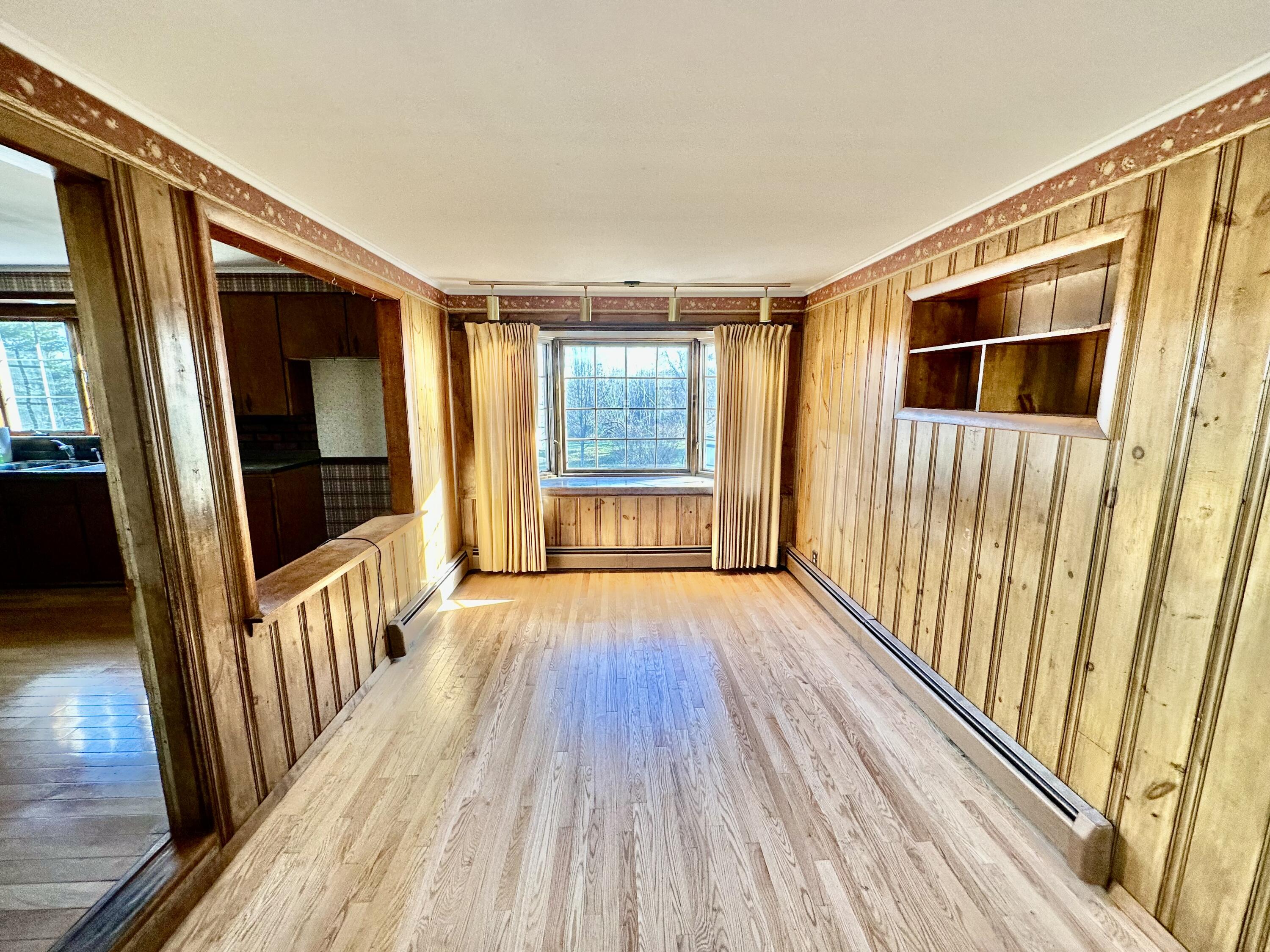 282 West River Road Waterville, ME 04901 - Photo 7 of 19 Entry