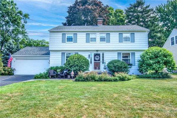 $339,900 | 118 Iroquois Lane, Salina, NY 13088