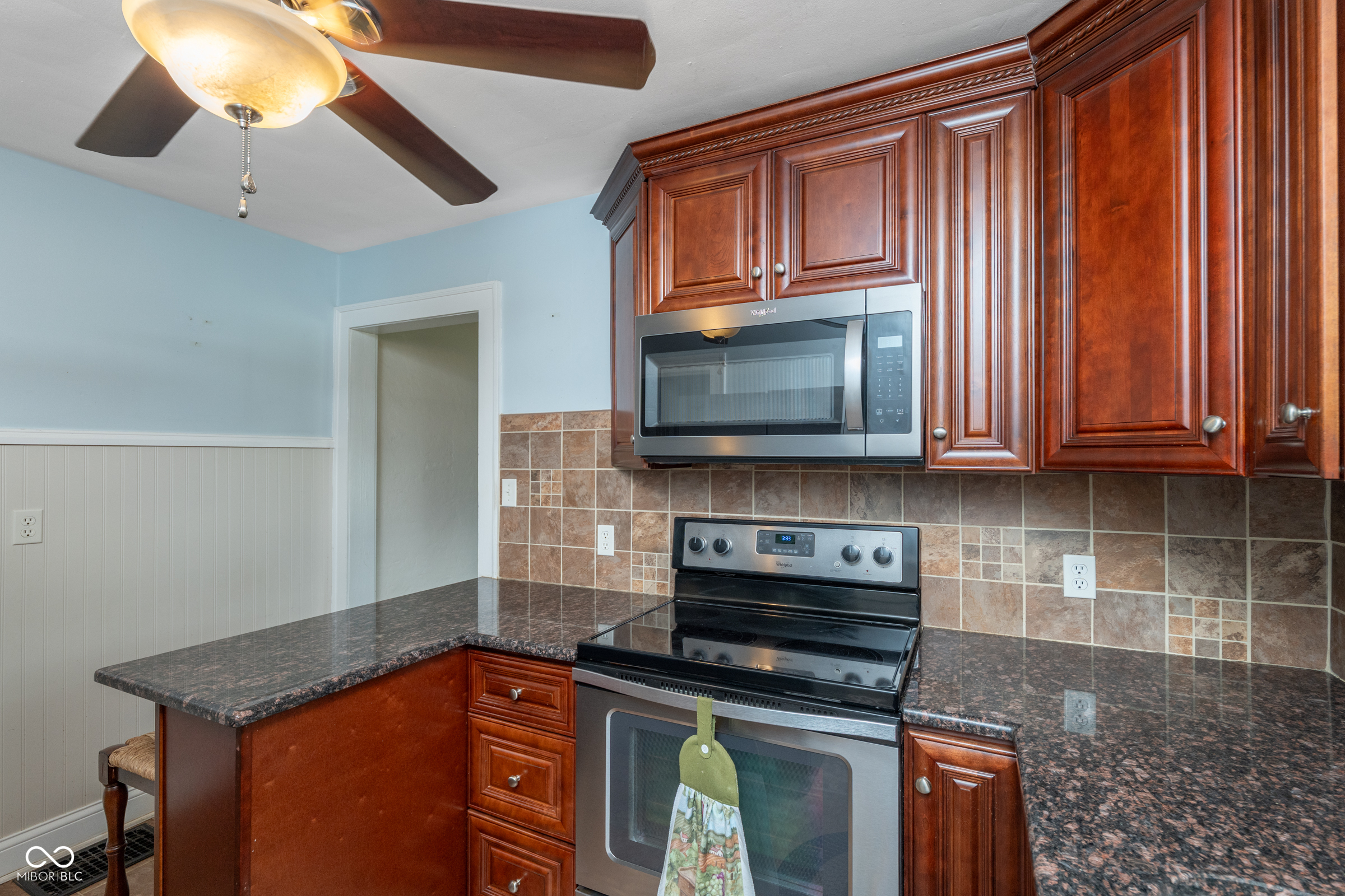1102 North Riley Avenue Indianapolis, IN 46201 - Photo 12 of 31 Gallery Image 12