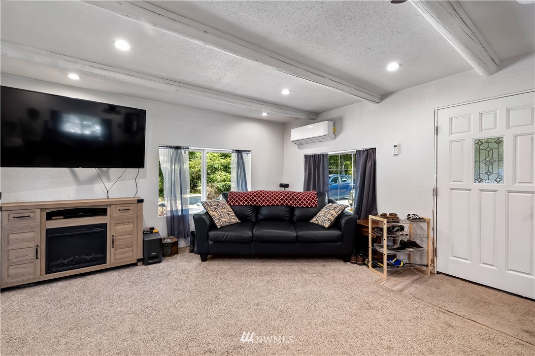 12563 West Cloquallum Road Elma, WA 98541 - Photo 6 of 12 Gallery Image 6