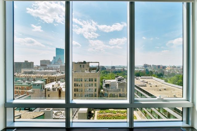 $2,100,000 | 2 Avery Street, Unit 20D, Boston, MA 02111