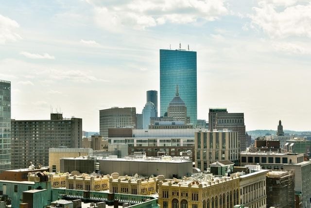 $2,100,000 | 2 Avery Street, Unit 20D, Boston, MA 02111