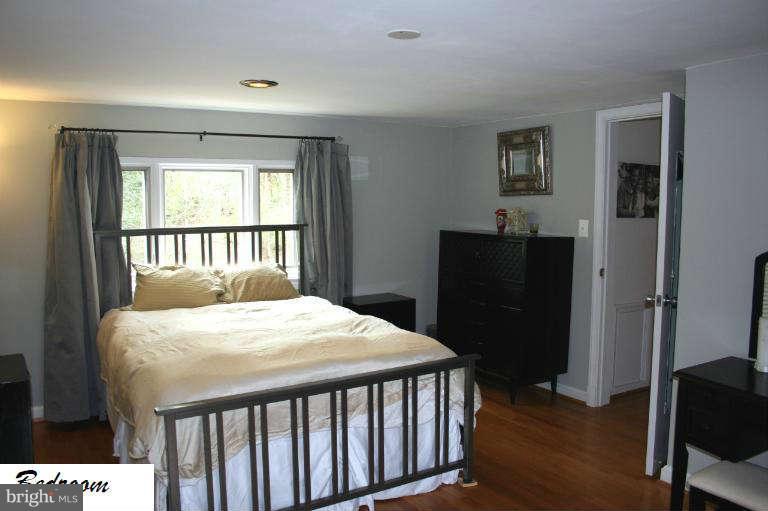 1907 Pagebrook Road Silver Spring, MD 20903 - Photo 17 of 29 Interior (General)