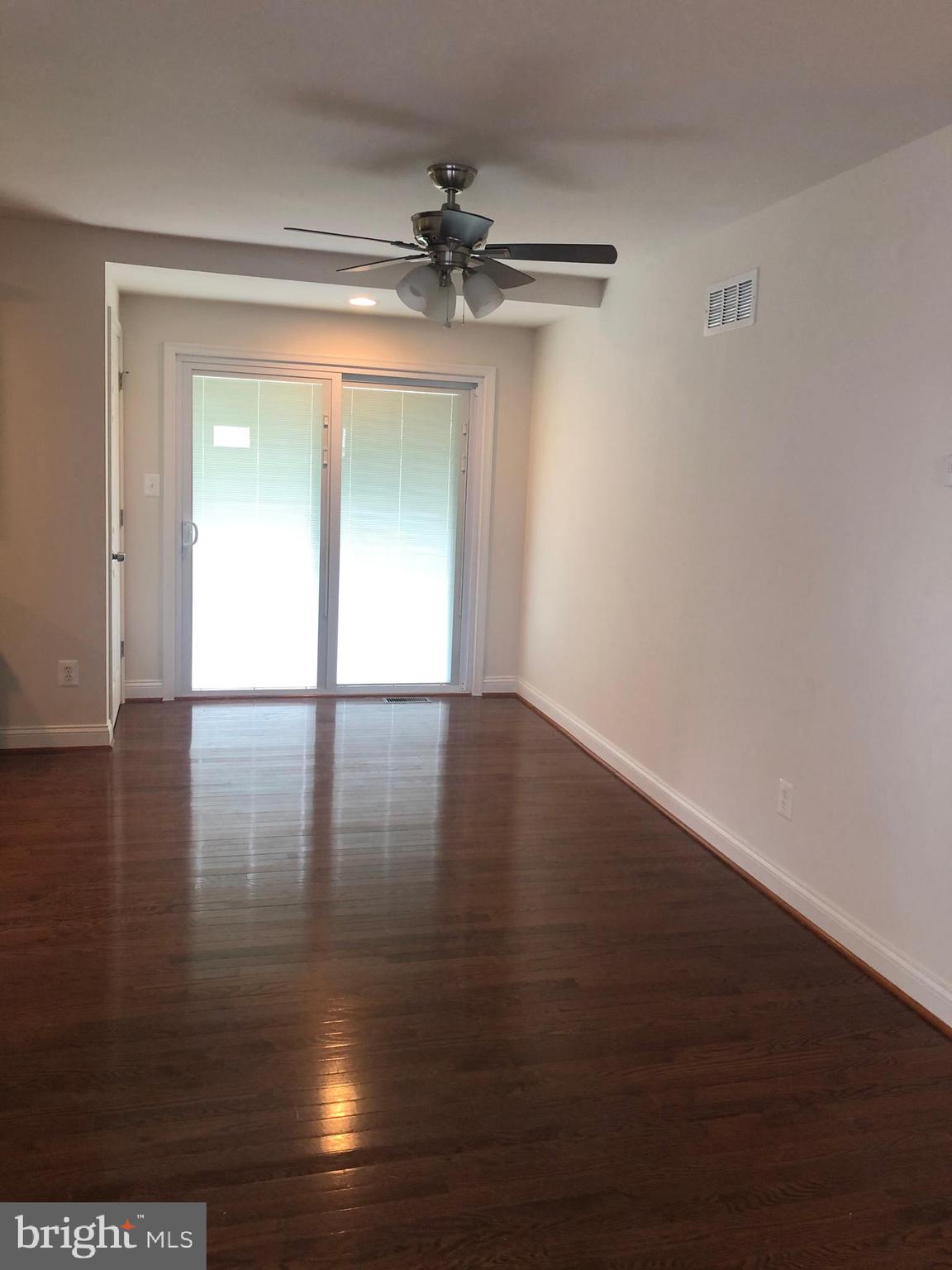 1023 Collwood Road Baltimore, MD 21228 - Photo 8 of 17
