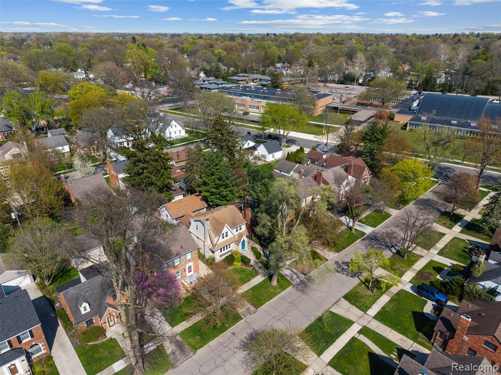 414 Cloverly Road Grosse Pointe Farms, MI 48236 - Photo 54 of 60