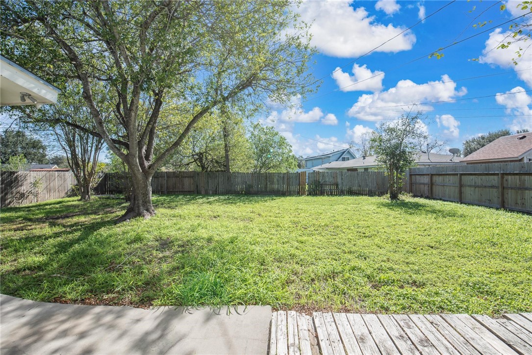 1104 Polaris Drive Portland, TX 78374 - Photo 30 of 39 a view of backyard with green space