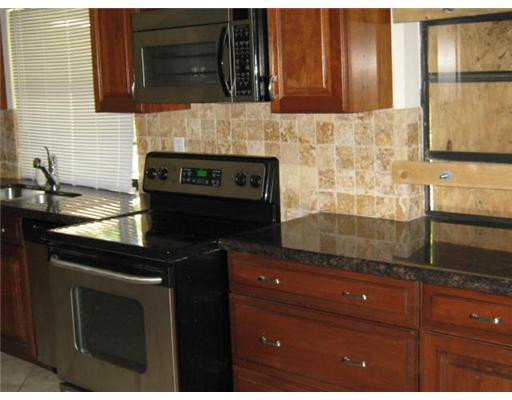 17740 Briar Patch Trail Boca Raton, FL 33487 - Photo 3 of 7 Kitchen