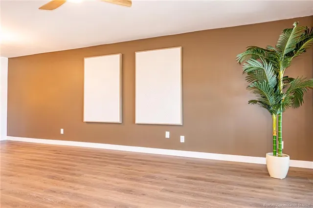 $320,000 | 162 Southeast St Lucie Boulevard, Unit 403B, Stuart, FL 34996