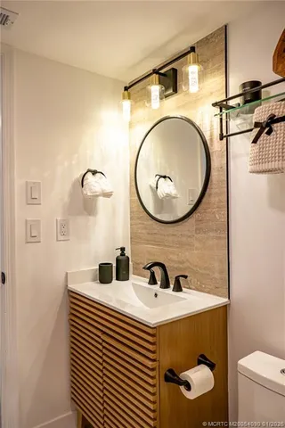 $320,000 | 162 Southeast St Lucie Boulevard, Unit 403B, Stuart, FL 34996