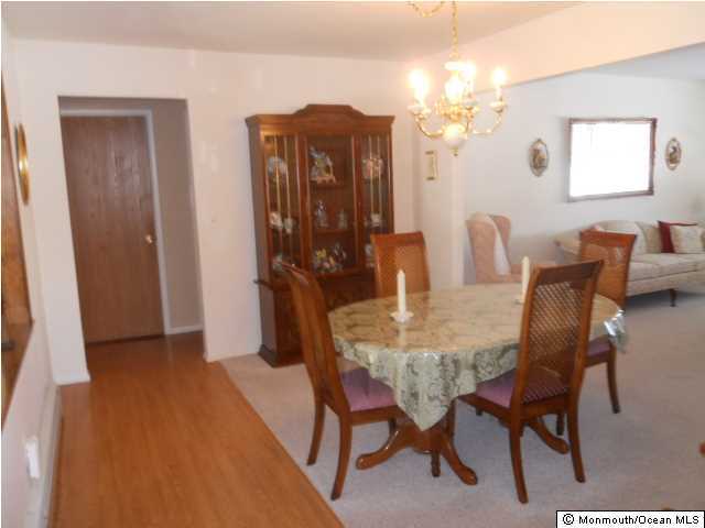 19 Oakfield Road Toms River, NJ 08757 - Photo 3 of 15 a view of a dining room with furniture