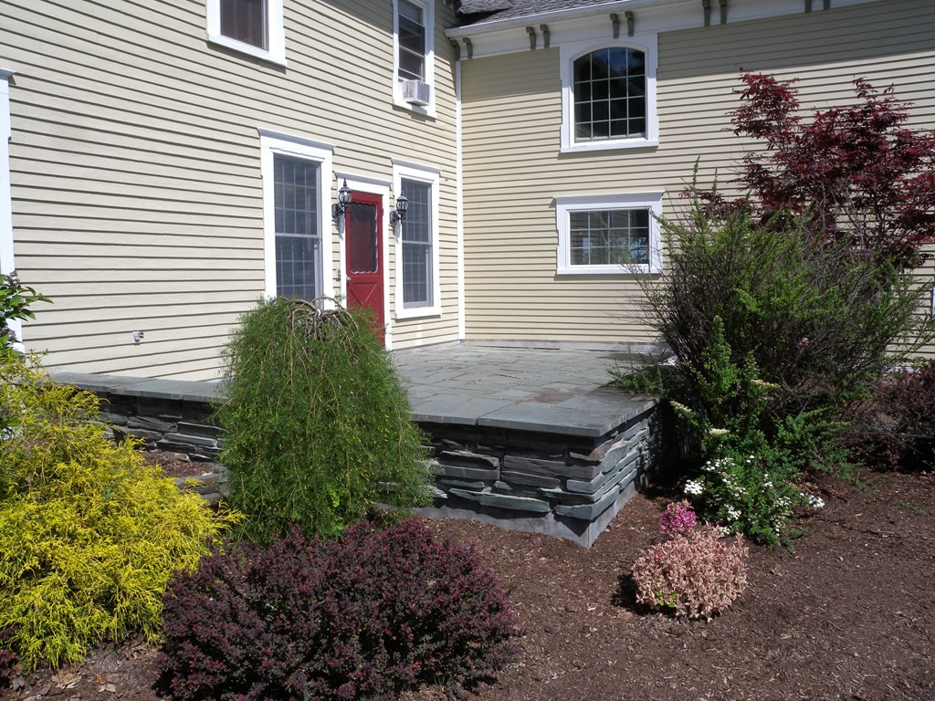 154 Mannix Road Peru, NY 12972 - Photo 5 of 34