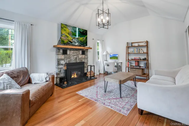 $3,500 | 14 Sylvan Drive, Mahopac, NY 10541