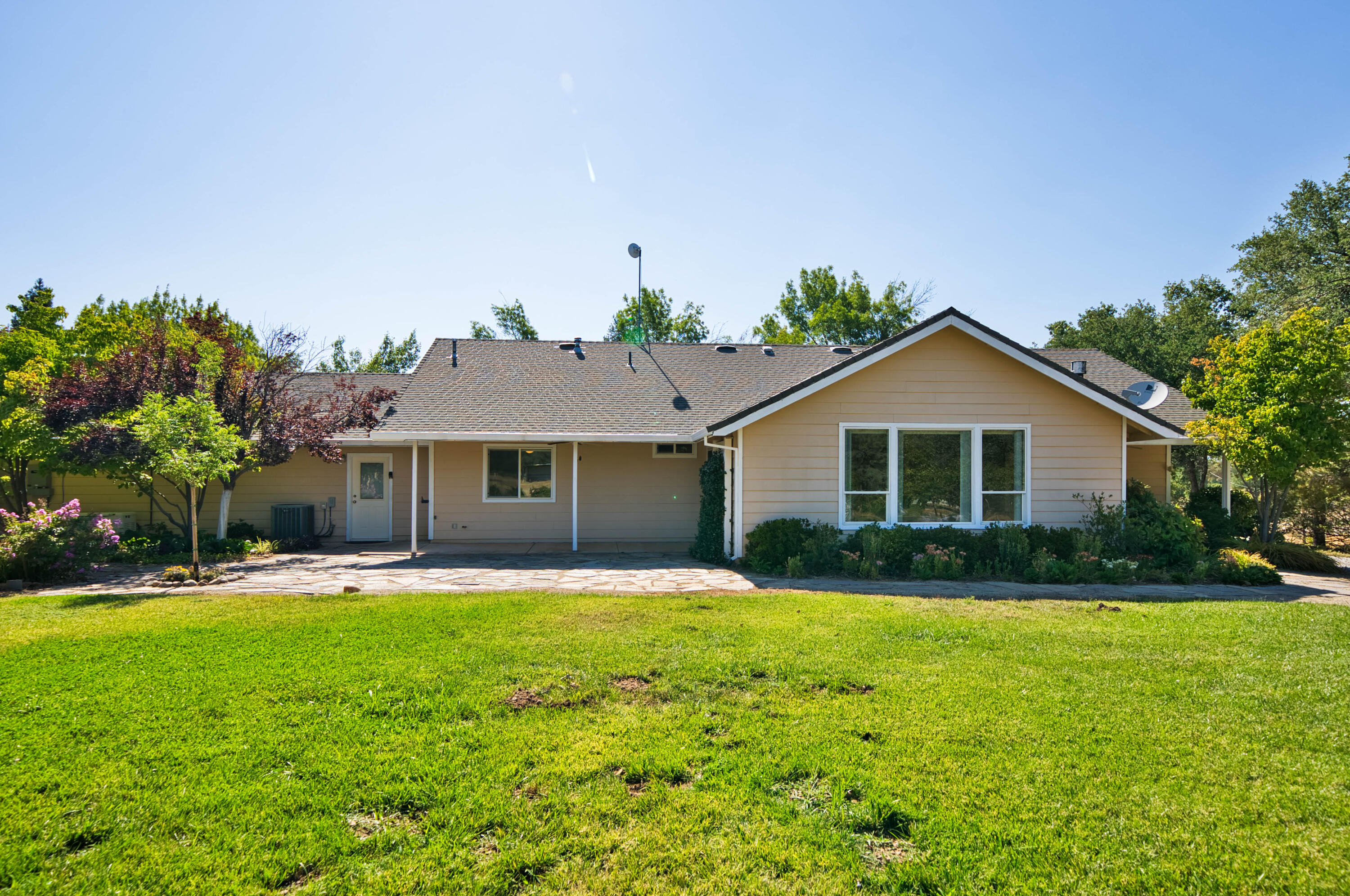 22650 Silverlode Lane Palo Cedro, CA 96073 - Photo 11 of 52 HARRISONM-10