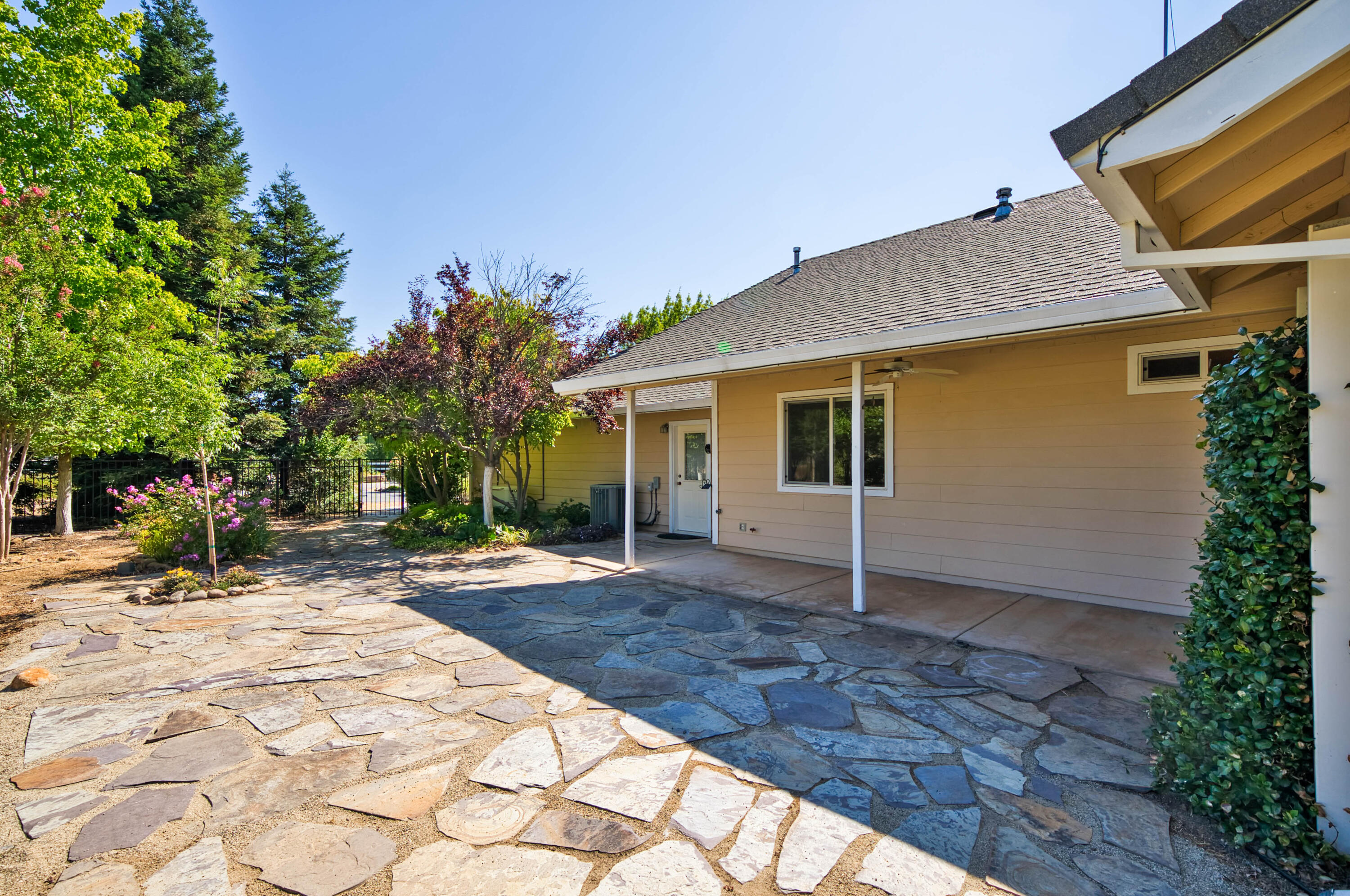 22650 Silverlode Lane Palo Cedro, CA 96073 - Photo 18 of 52 HARRISONM-17