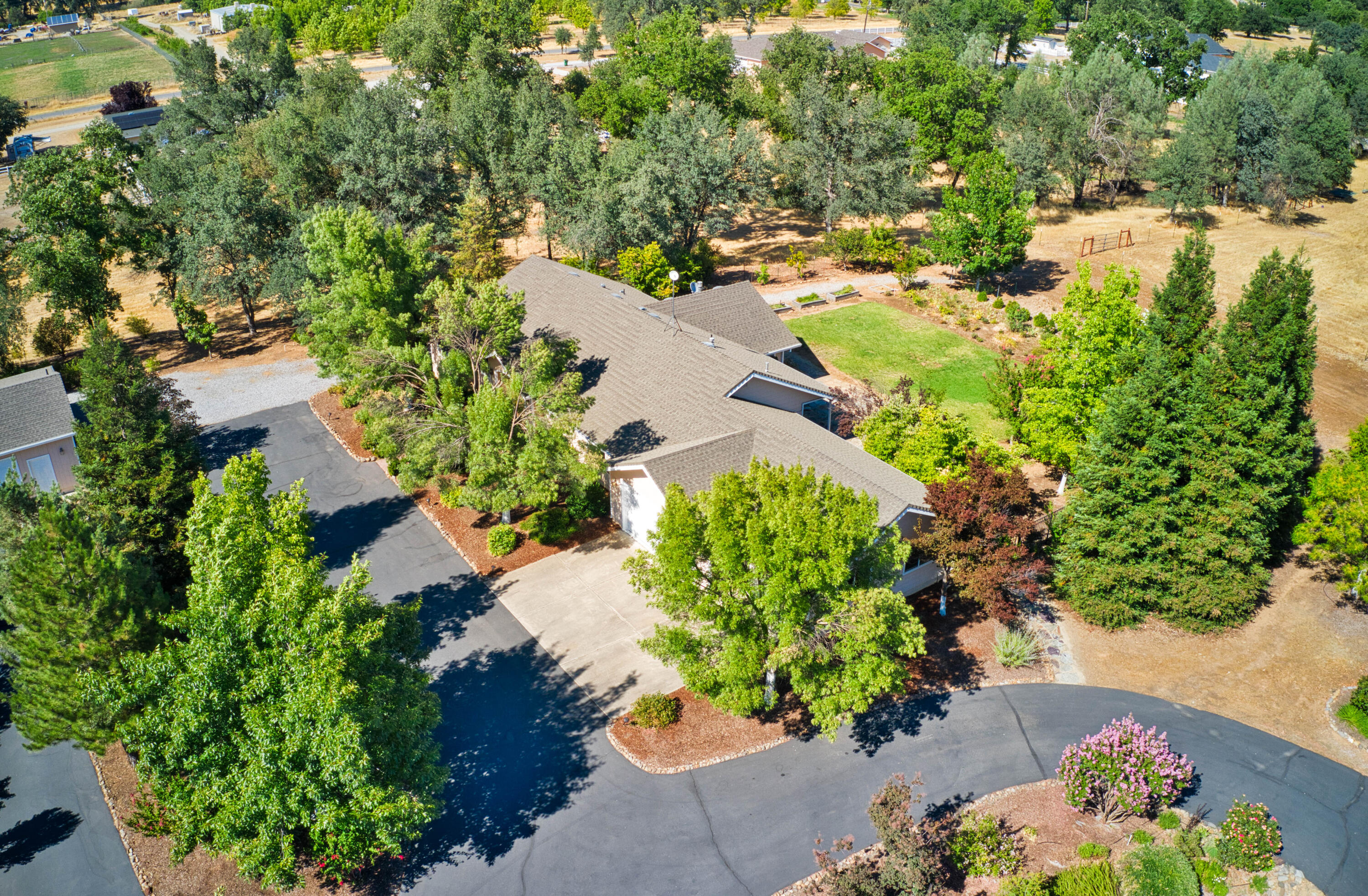 22650 Silverlode Lane Palo Cedro, CA 96073 - Photo 8 of 52 HARRISONM-07
