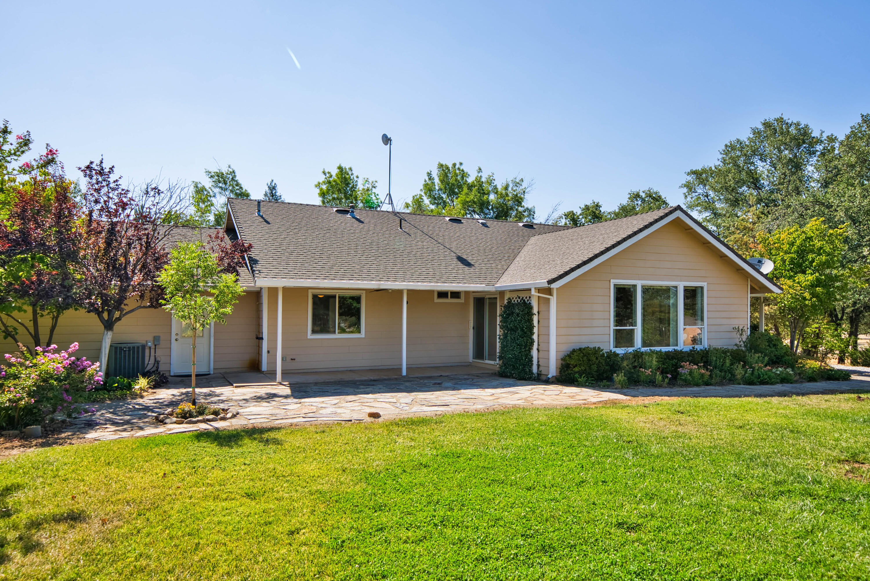 22650 Silverlode Lane Palo Cedro, CA 96073 - Photo 10 of 52 HARRISONM-09