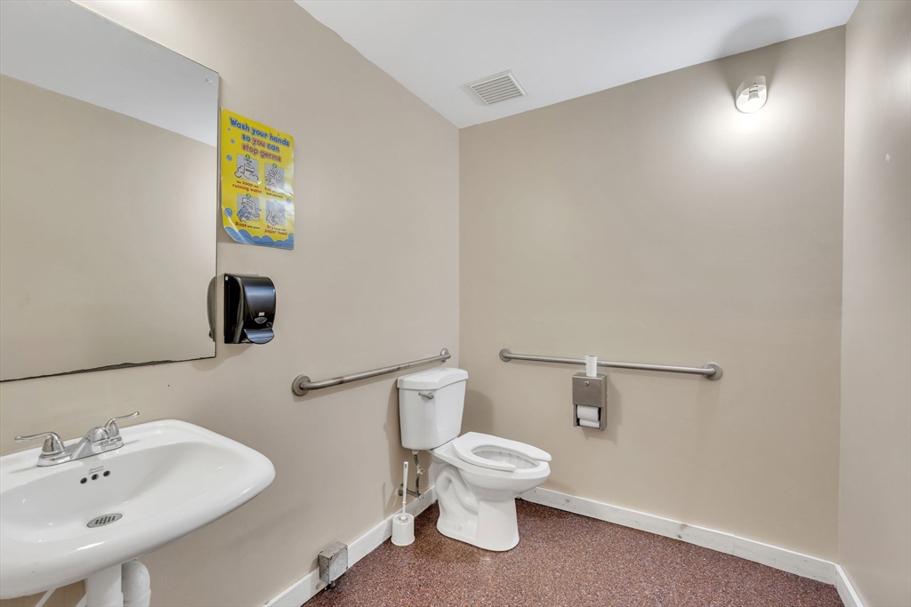9 Russell Road Huntington, MA 01050 - Photo 19 of 42