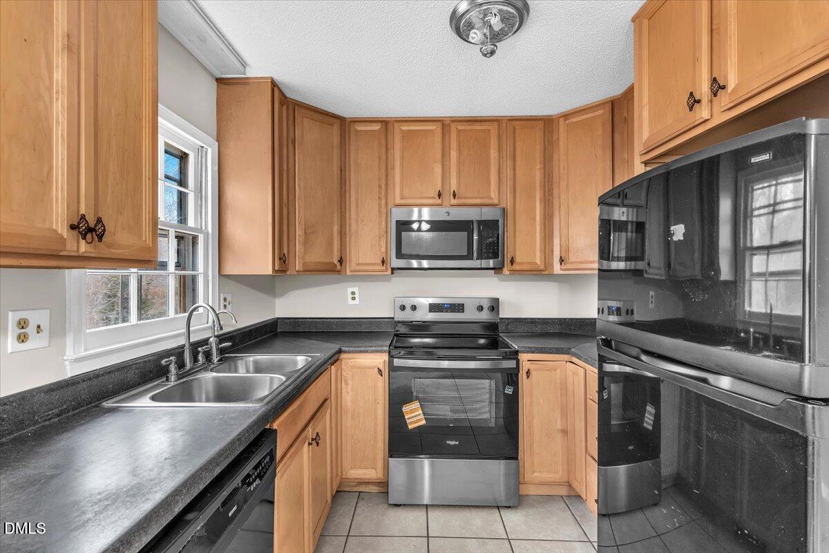 512 Smokeridge Lane Raleigh, NC 27615 - Photo 12 of 46 10-Final 512 Smokeridge Raleigh--RJREM -