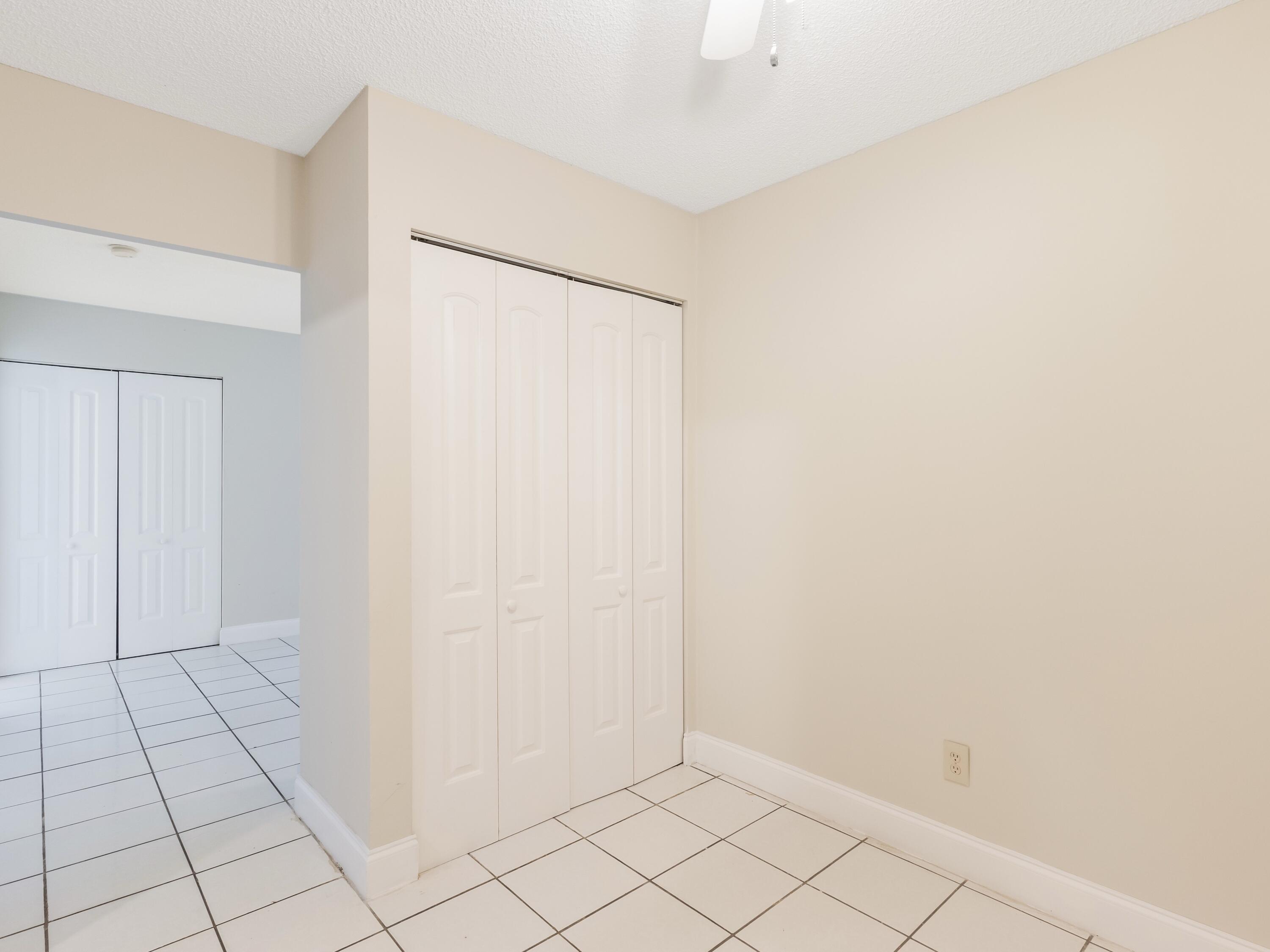 4806 Cherry Road West Palm Beach, FL 33417 - Photo 18 of 28 Den