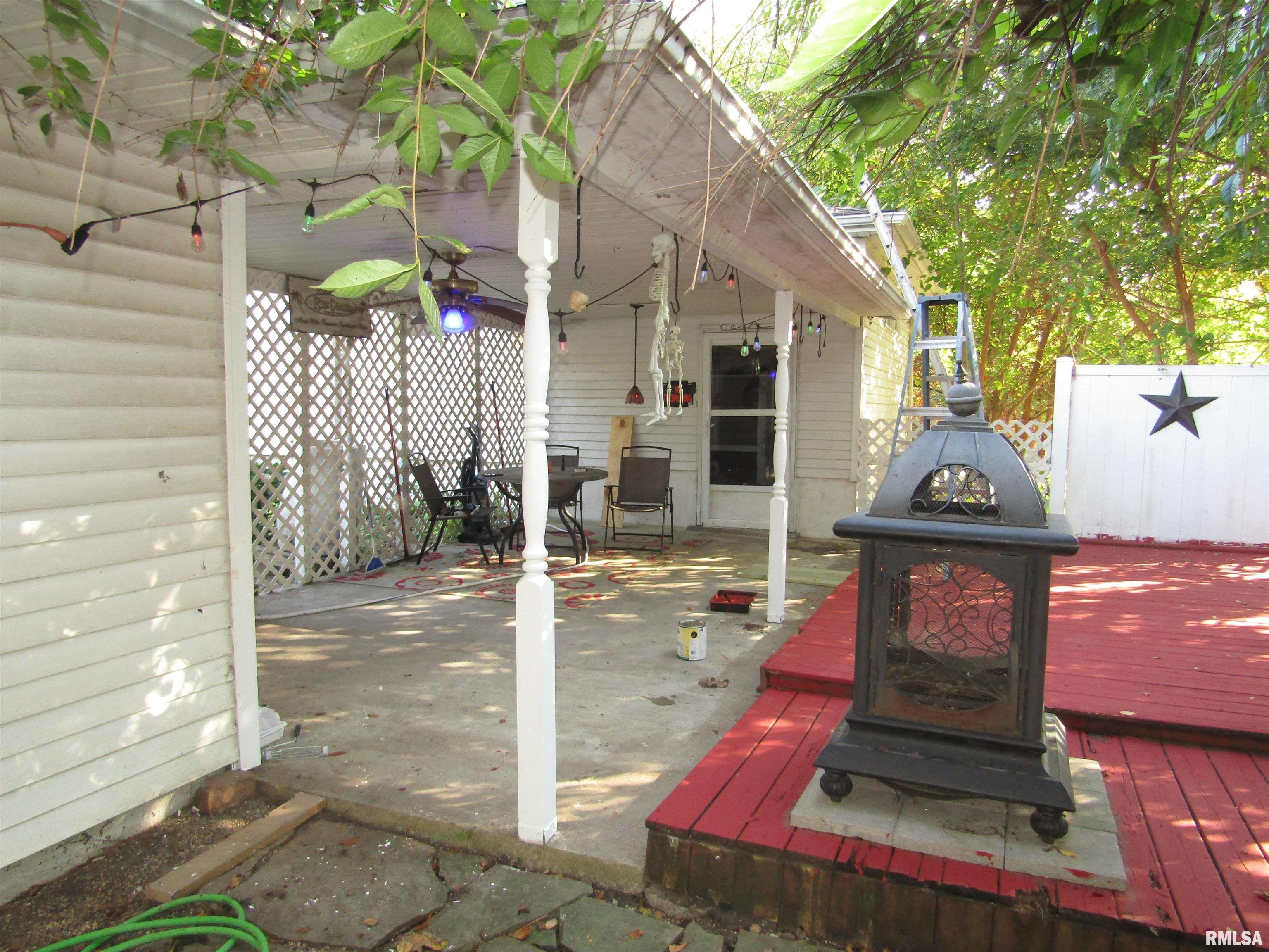 916 East Jackson Street Cuba, IL 61427 - Photo 2 of 52