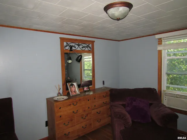 $110,000 | 916 East Jackson Street, Cuba, IL 61427