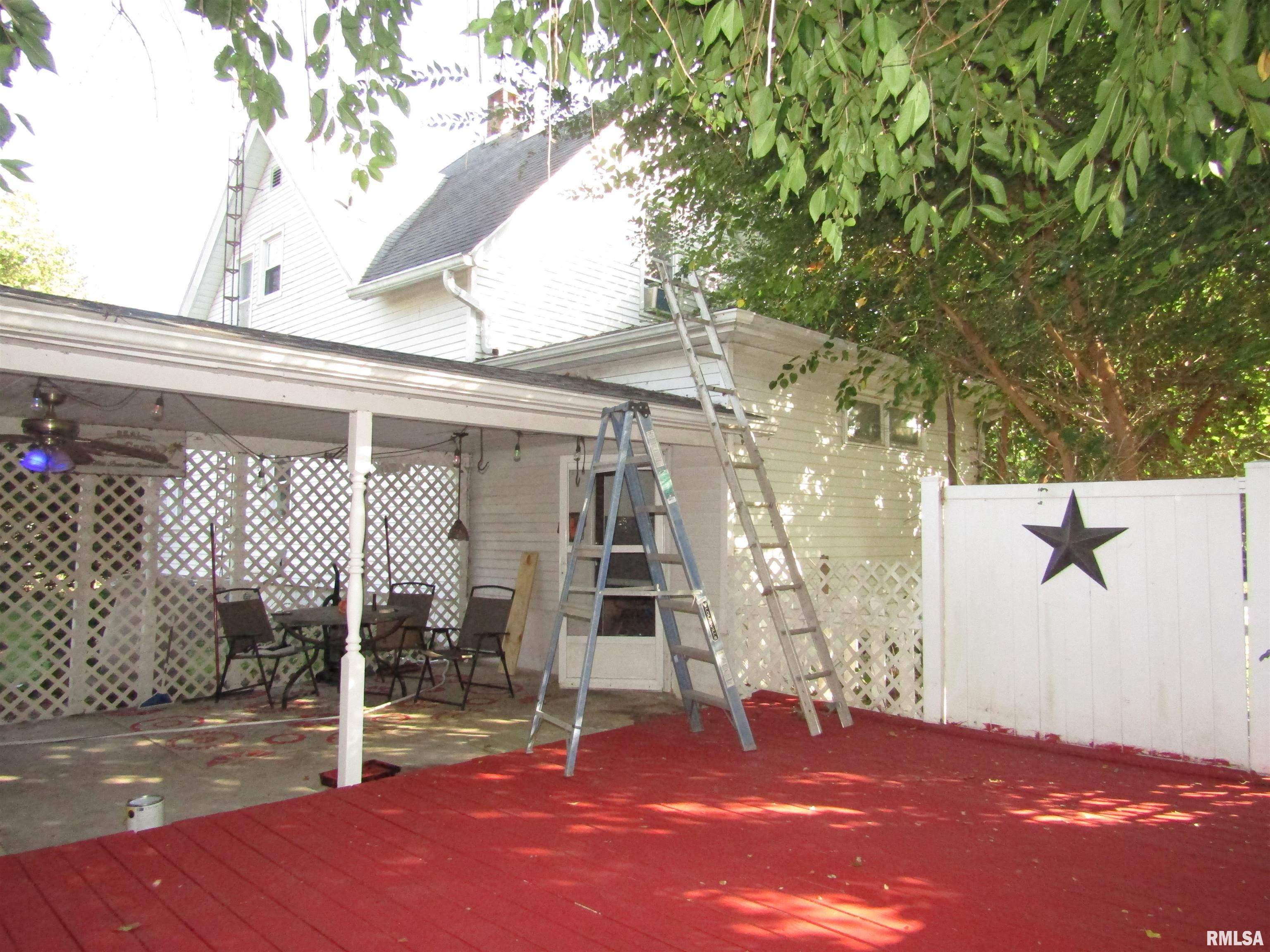 916 East Jackson Street Cuba, IL 61427 - Photo 3 of 52