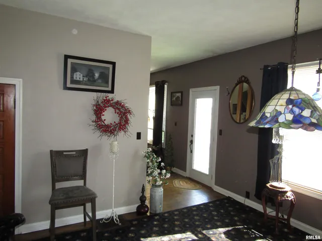 $110,000 | 916 East Jackson Street, Cuba, IL 61427