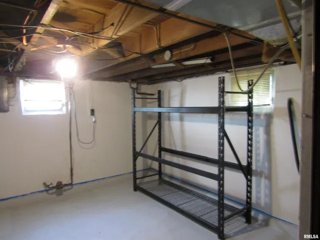 $110,000 | 916 East Jackson Street, Cuba, IL 61427