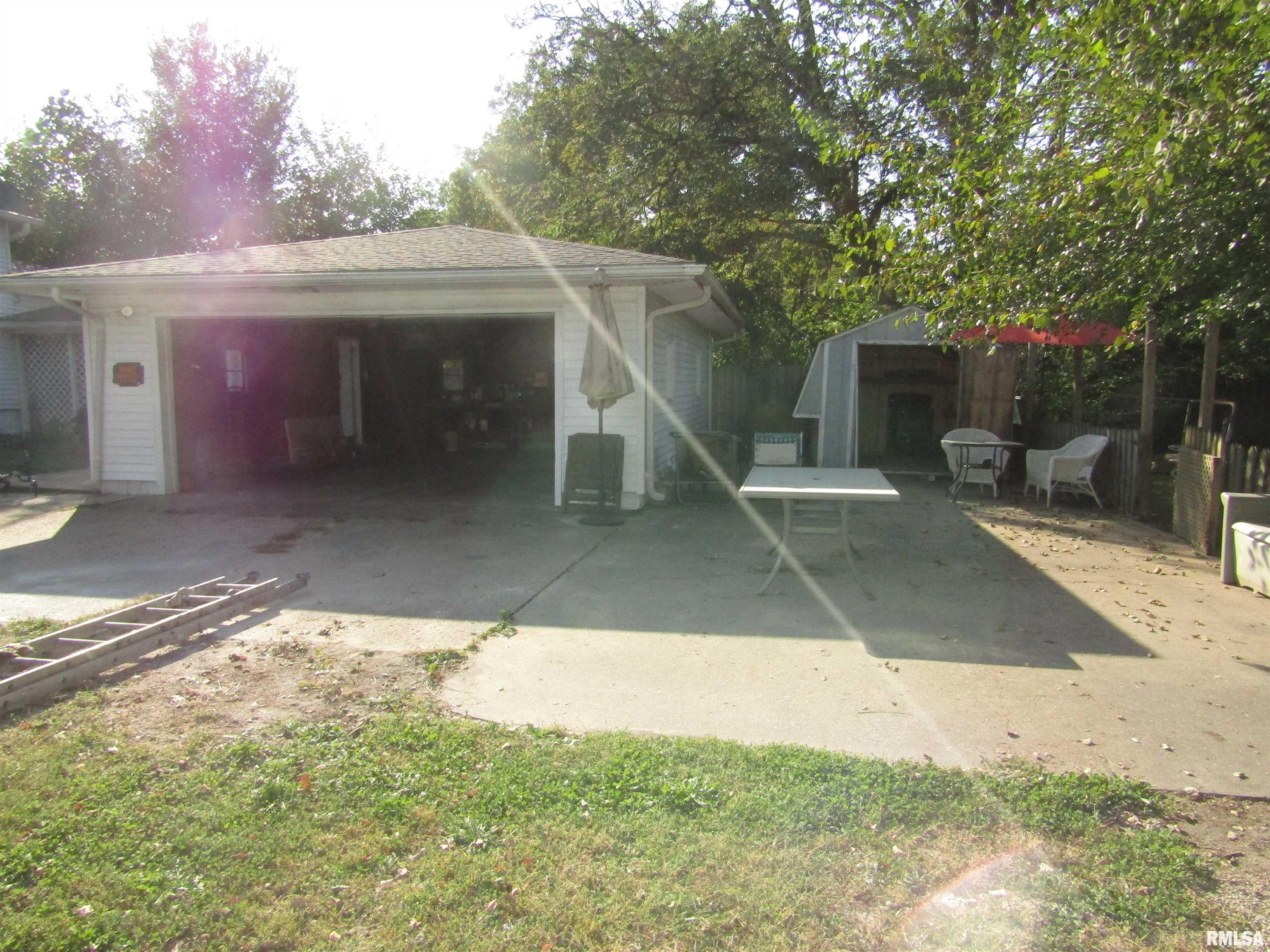 916 East Jackson Street Cuba, IL 61427 - Photo 4 of 52