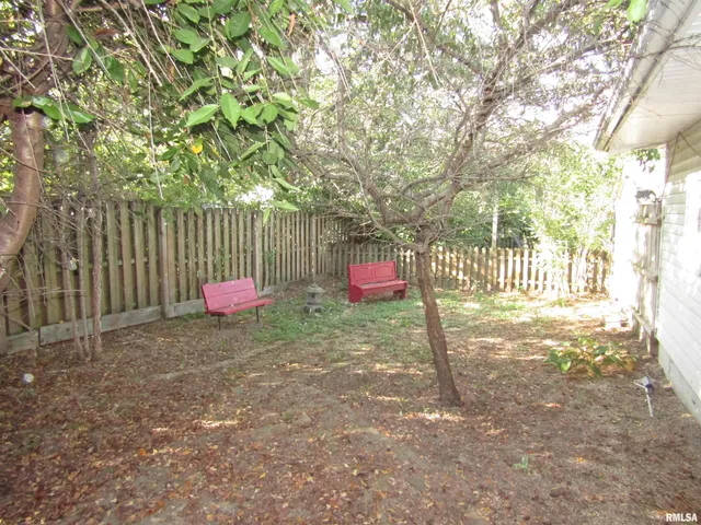 $110,000 | 916 East Jackson Street, Cuba, IL 61427