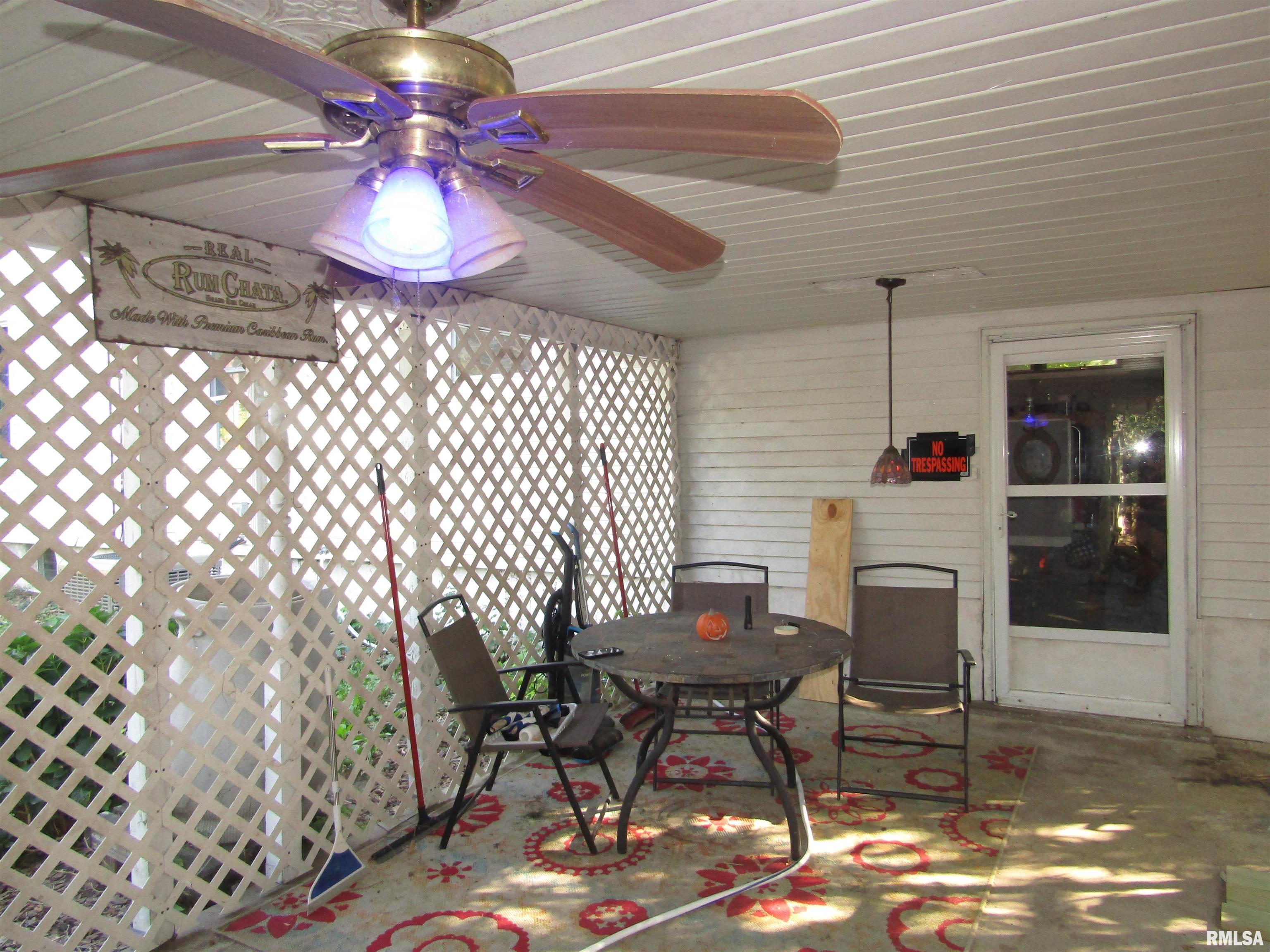 916 East Jackson Street Cuba, IL 61427 - Photo 43 of 52