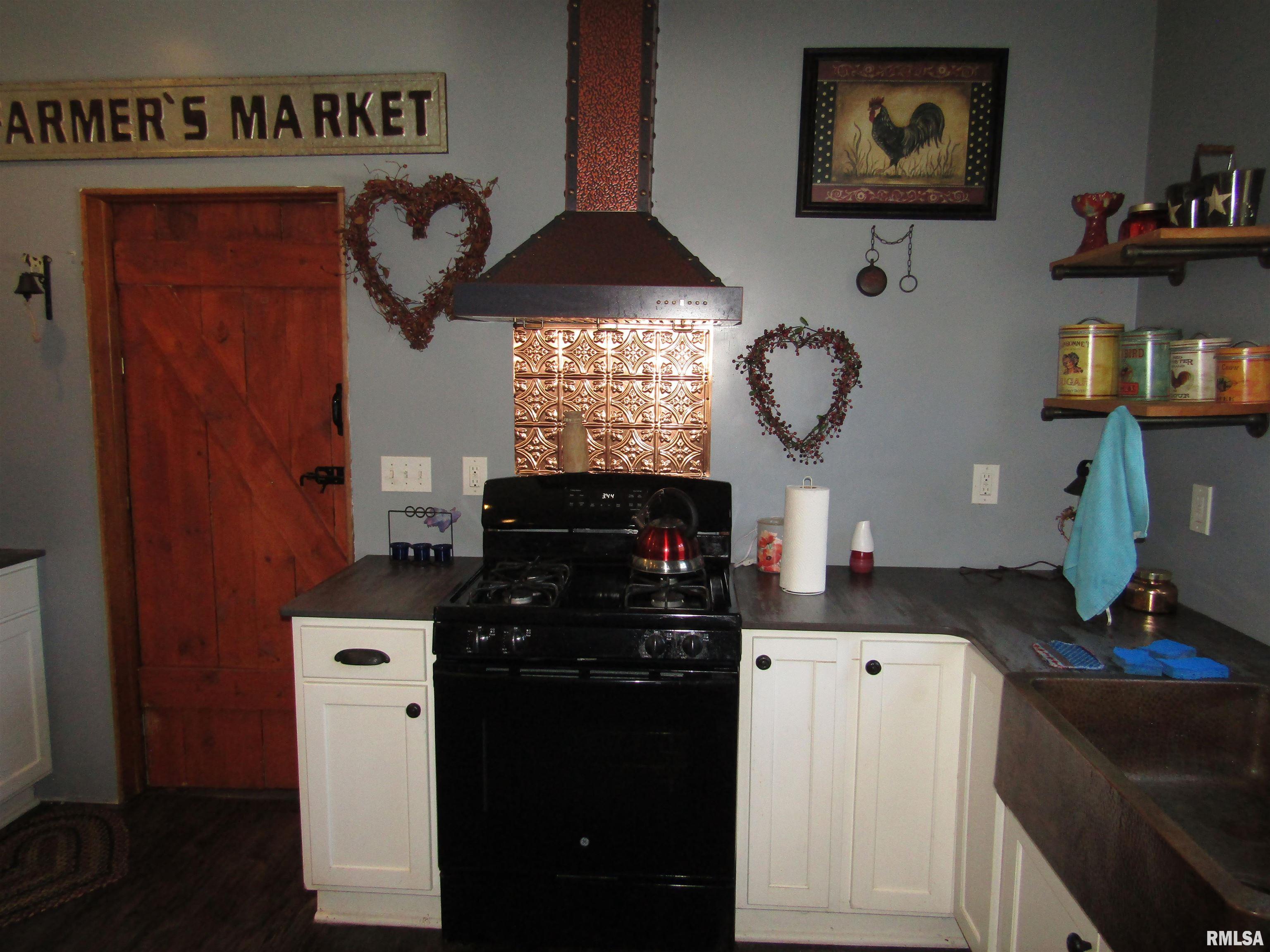 916 East Jackson Street Cuba, IL 61427 - Photo 10 of 52