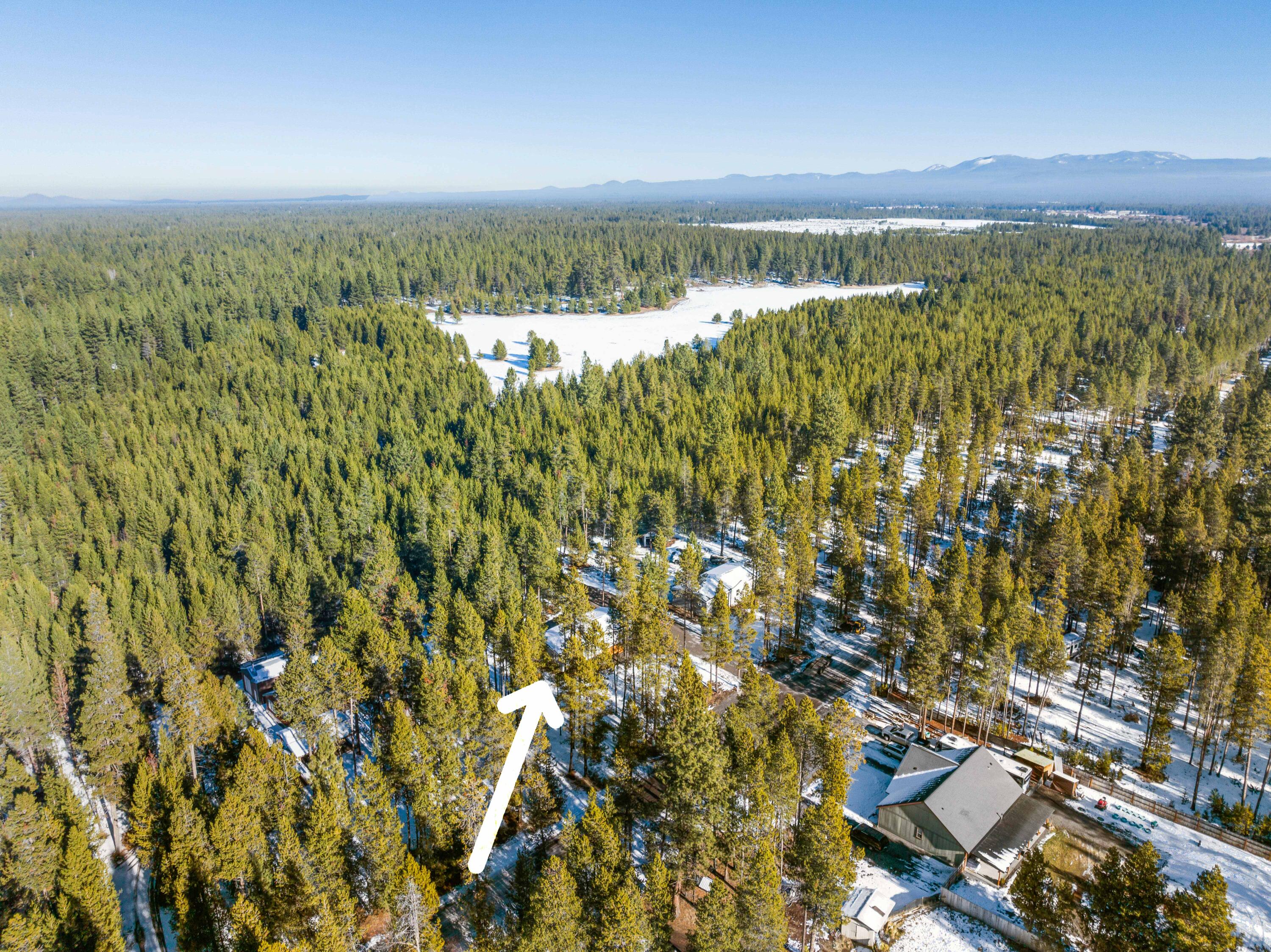 15560 Rim Drive La Pine, OR 97739 - Photo 19 of 19 01-Aerial