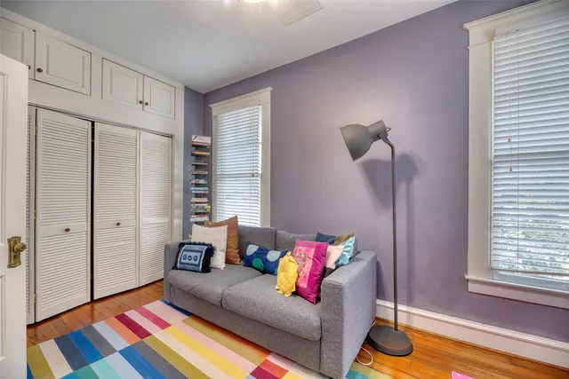 $999,000 | 1108 Hyde Park Boulevard, Houston, TX 77006